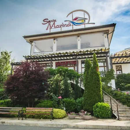 Marina Trio Apartament *